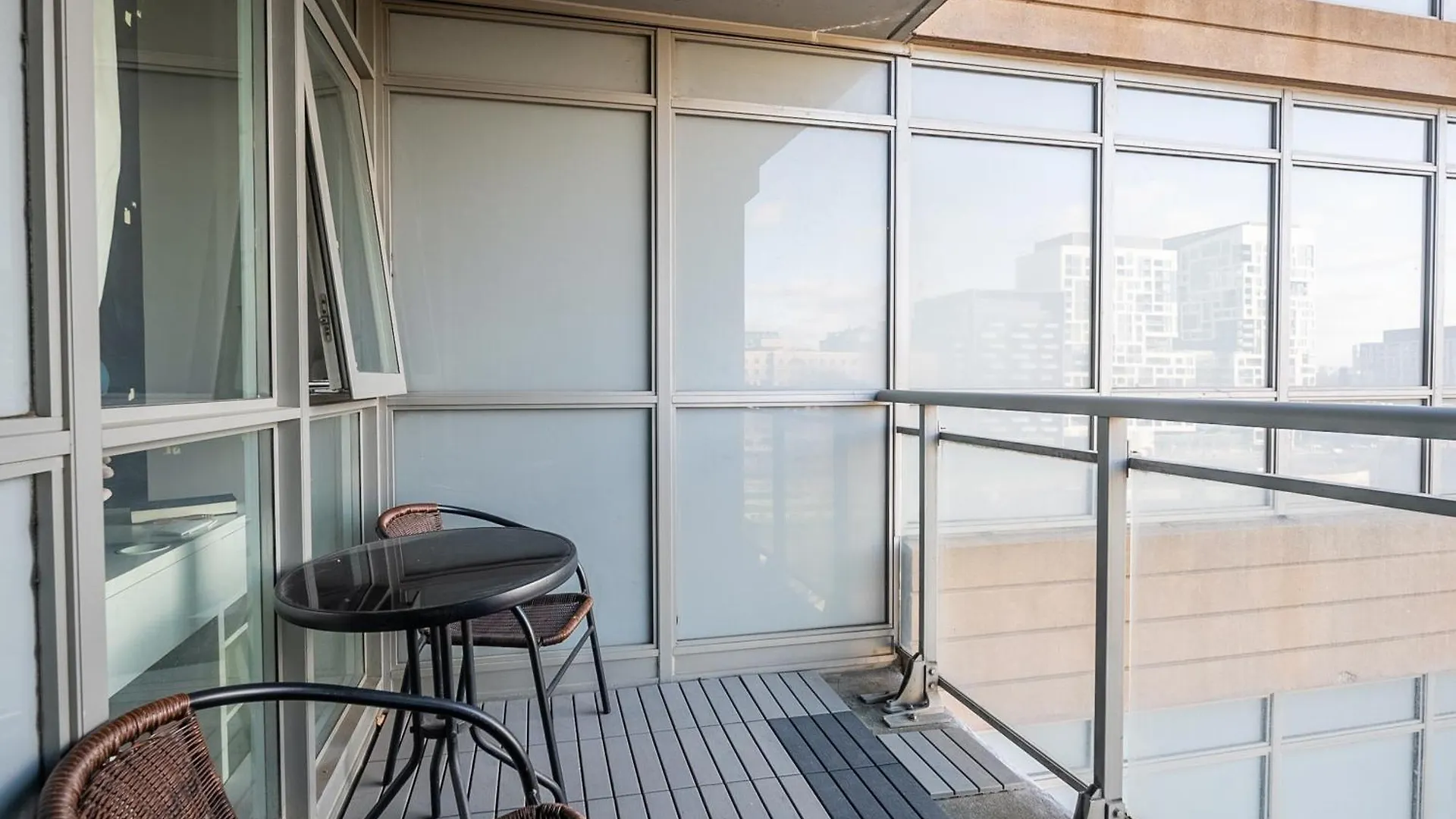 Globalstay New Fabulous Toronto Condo 0*,  كندا