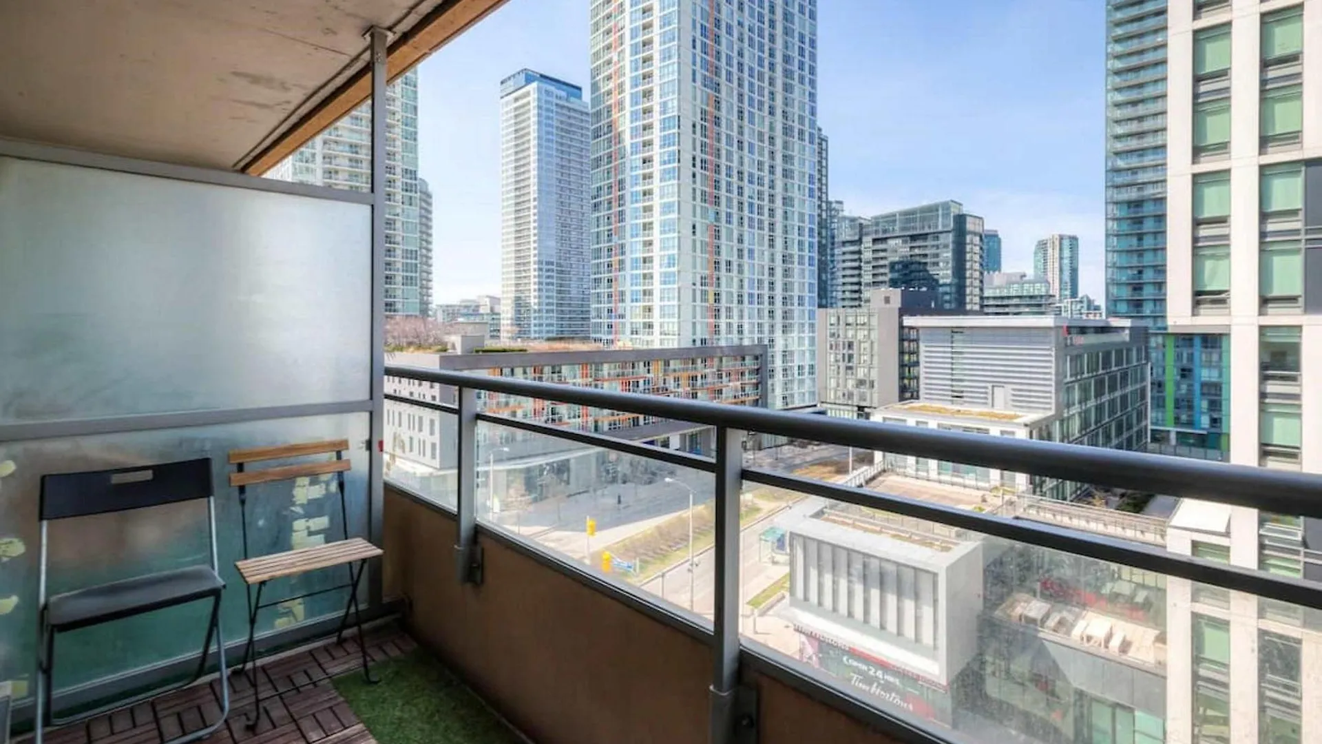Globalstay New Fabulous Toronto Condo 0*,  Canada