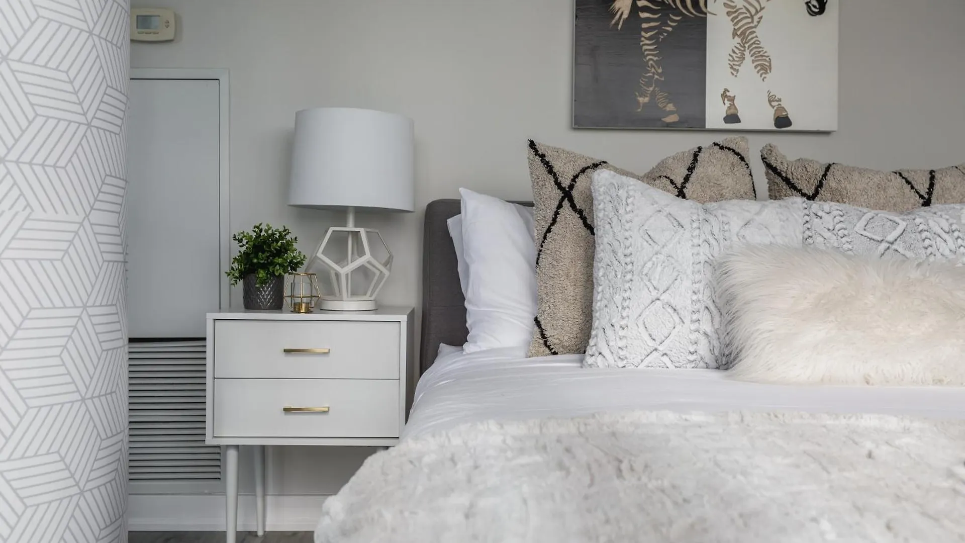 Globalstay New Fabulous Toronto Condo 0*,  Canada